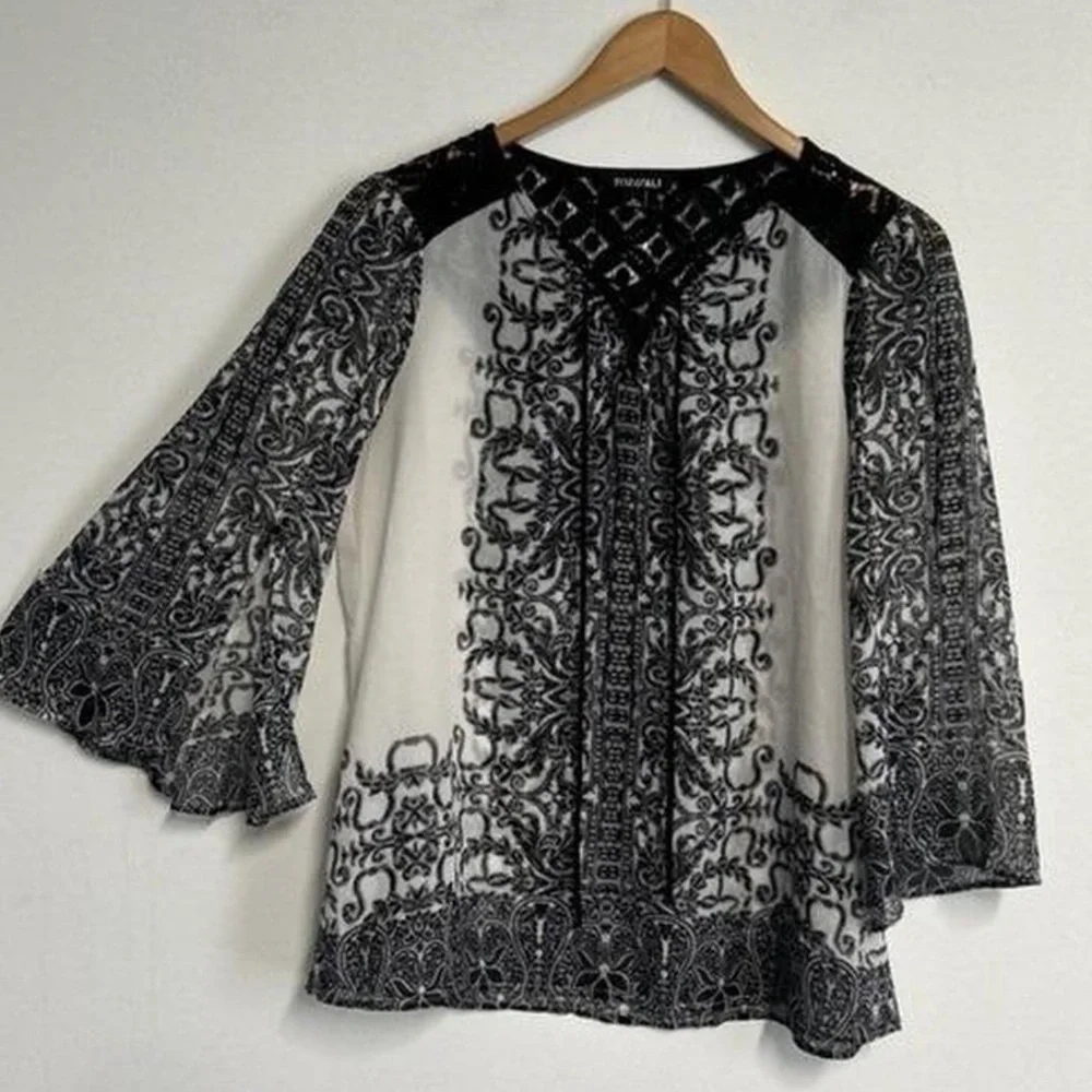 Women's Medium Tunic Top Lace Black White Floral Sheer Boho Hippie Whimsigoth‎